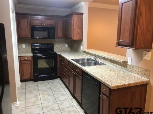 7026 Walnut Hill Dr, Flint TX  75762-6738 exterior