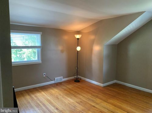 245 Buckboard Rd, Willow Grove PA  19090-1501 exterior