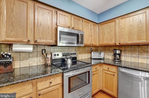 21 Ashley Ct, Glen Mills PA  19342-2007 exterior