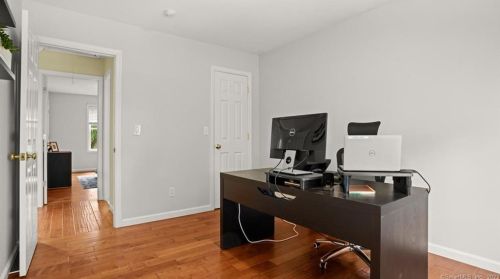 8 Cedar Crest Pl, Norwalk CT  06854-1402 exterior