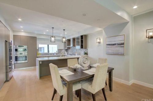 4809 Carpenter Ave, North Hollywood CA  91607-3204 exterior