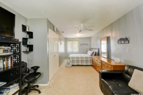 92 Forest Rd, South Setauket NY  11720-2256 exterior