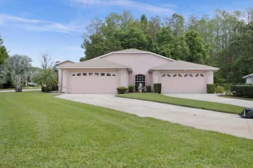 11624 Foxworth Ln, New Port Richey, FL 34654-1700