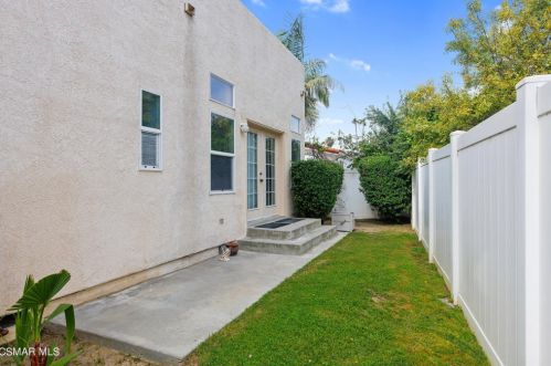 142 Pueblo Ln, Topanga CA  exterior