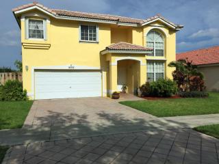 10337 165th Ct, Miami, FL 33196-1096