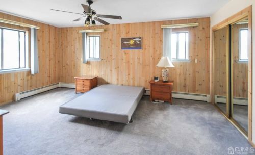 16 Sheffield Ct, East Brunswick NJ  08816-5660 exterior