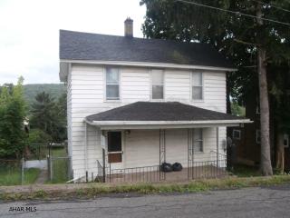 376 Hopkins St, Irvona, PA 16656-8069