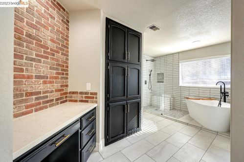 1579 Jasmine Cir, Oakley CA  94561-2652 exterior