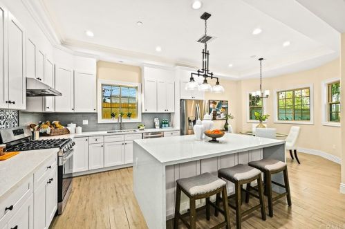 6022 Rowland Ave, Temple City, CA 91780-1720