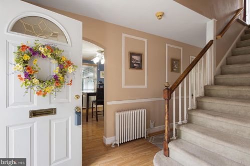 103 Sunset Dr, Wilmington, DE 19809-2018