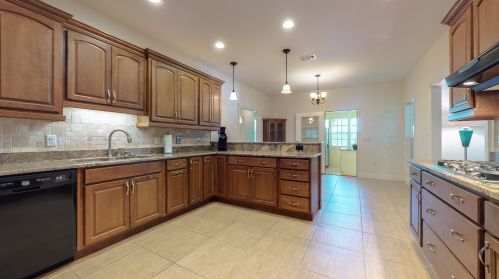 83 Launch Rd, Defuniak Springs FL  32433-9207 exterior