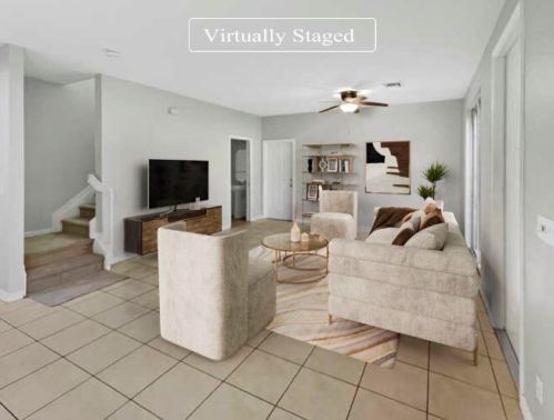 2077 Fern Park Dr, Fort Pierce, FL 34952-8005