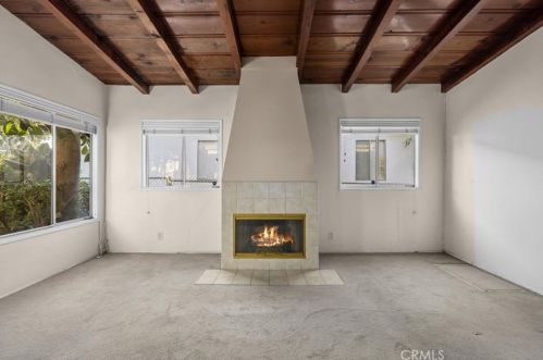 4617 153rd Pl, Lawndale, CA 90260-1914