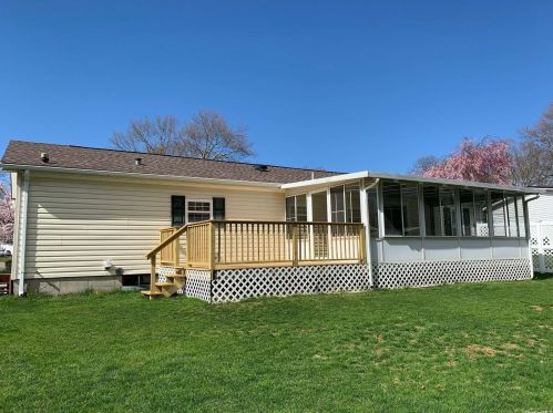 1407-89 Middle Rd, Baiting Hollow, NY 11933-1464