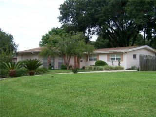 1807 Meadowbrook Ave, Lakeland FL  33803-2536 exterior