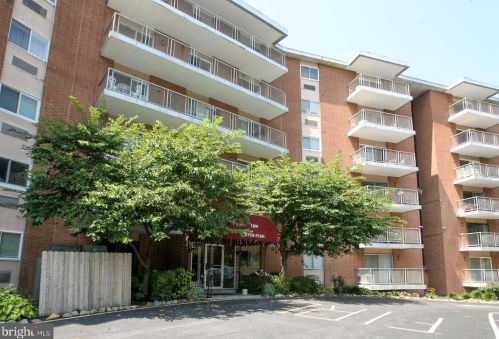 1100 Lore Ave, Wilmington DE  19809-2701 exterior