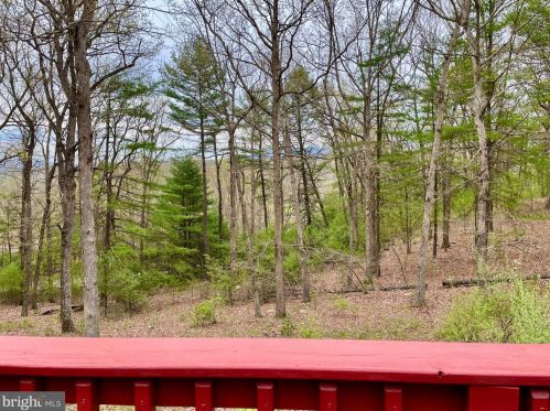 129 Quincy Dr, Wardensville, WV 26851-8251