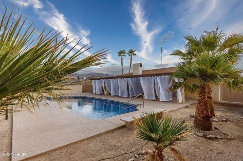 3055 Mcculloch Blvd, Lake Havasu City AZ  86403-5429 exterior