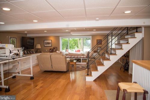 61 Lakeview Dr, Pilesgrove NJ 08098-2081 exterior