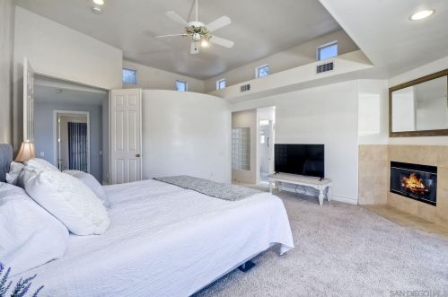 37550 Avenida Bravura, Temecula CA  92592-9054 exterior