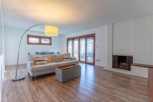5854 Lamas St, San Diego, CA 92122-3144