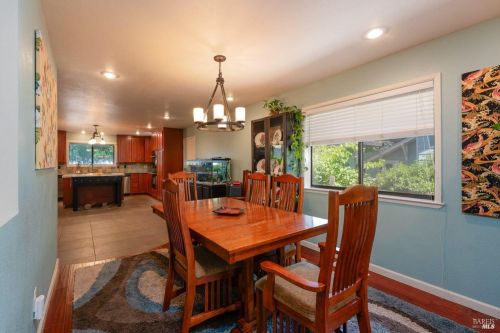 1014 Perkins St, Ukiah CA  95482-4623 exterior