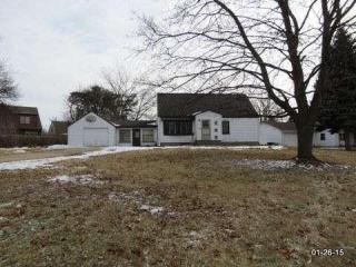 7903 Pershing Blvd, Kenosha, WI 53142-4524