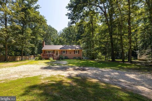 8304 Mclaws Pl, Fredericksburg, VA 22407-2144