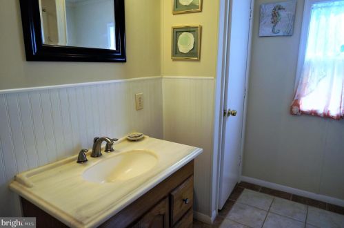 37422 Georgia Dr, Frankford DE  19945-3654 exterior