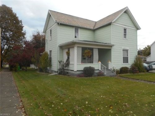601 3rd St, Parral, OH 44622-1408