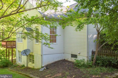 4204 Crooked Stick Ct, Fredericksburg VA  22408-9215 exterior