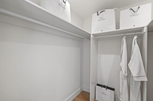 516 Baywood Ave, San Jose CA  95128-4601 exterior