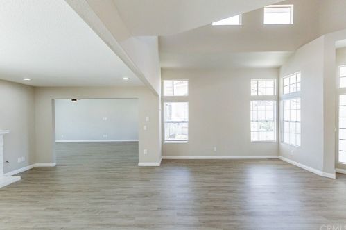 30646 Lake Pointe Dr, Menifee CA  92584-8020 exterior