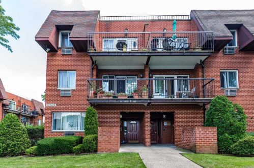 85-20 Dumont Ave, Jamaica, NY 11417-1000