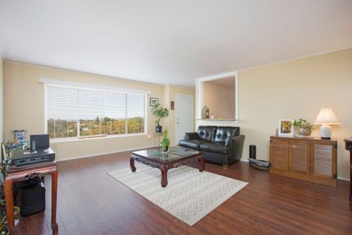 866 Coyote Rd, Alpine, CA 91901-1567