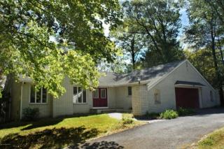 215 Tim St, Stroudsburg PA  18360-8437 exterior