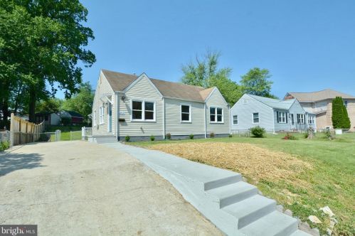 6717 Westcott Rd, Falls Church, VA 22042-2717