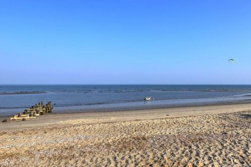 11 Wildwood Ave, Milford CT  06460-5846 exterior