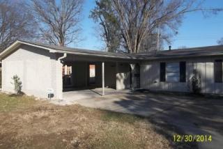 2958 Perkins Rd, Memphis, TN 38118-3237