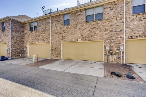 720 Greenville Ave, Richardson TX  75081-4112 exterior
