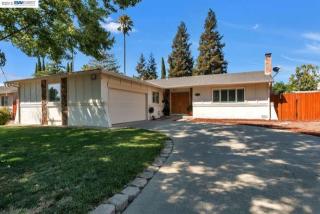 182 Amber Way, Livermore, CA 94550-5153