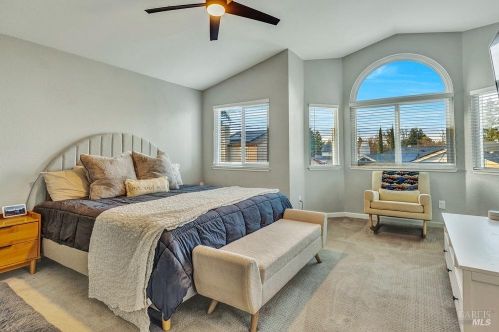 667 Poppy Cir, Vacaville CA  95687-7252 exterior