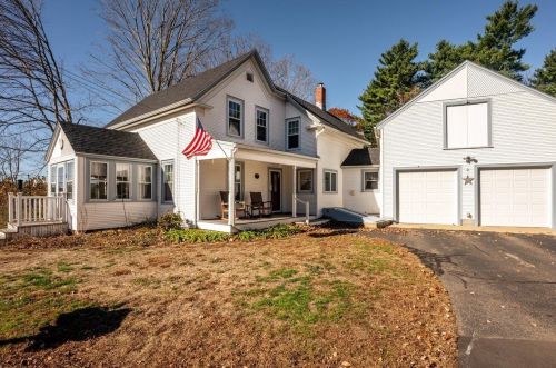 2 Cherry Rd, North Hampton, NH 03862-2109