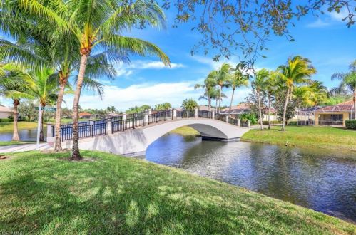 3132 Dominica Way, Naples FL 34119-1606 exterior