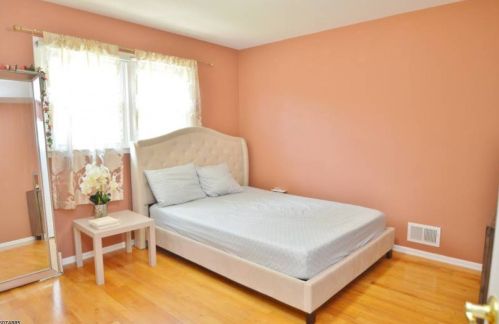 9 Crawford Rd, Greystone Park NJ  07950-3009 exterior