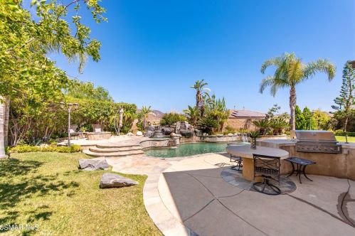 3824 Doheney Ct, Simi Valley CA  93063-0208 exterior