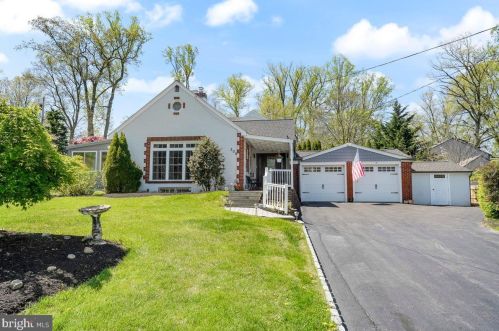 308 Farview Ave, Newtown Square, PA 19073-3312