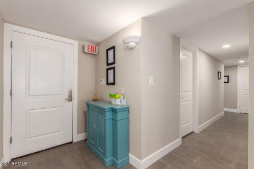 8007 7th Ave, Phoenix AZ  85021-5613 exterior