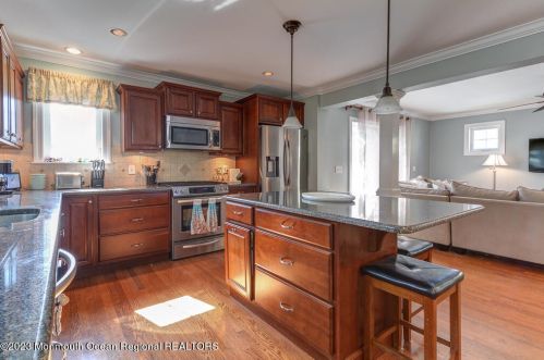 416 Carter Ave, Point Pleasant Beach NJ  08742-4105 exterior