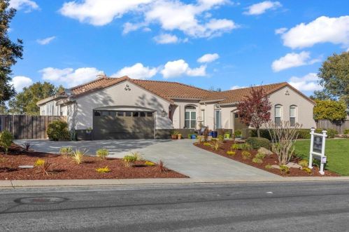 280 Via Vaquero Norte, San Juan Bautista, CA 95045-9597